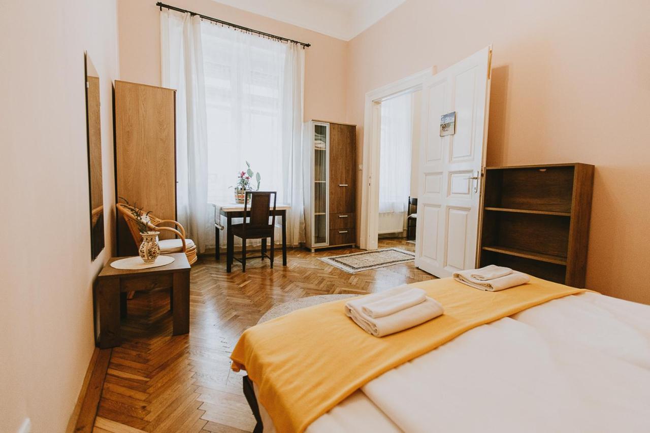 Budapest Folk Apartment 60Sm Spacious And Bright Exterior foto